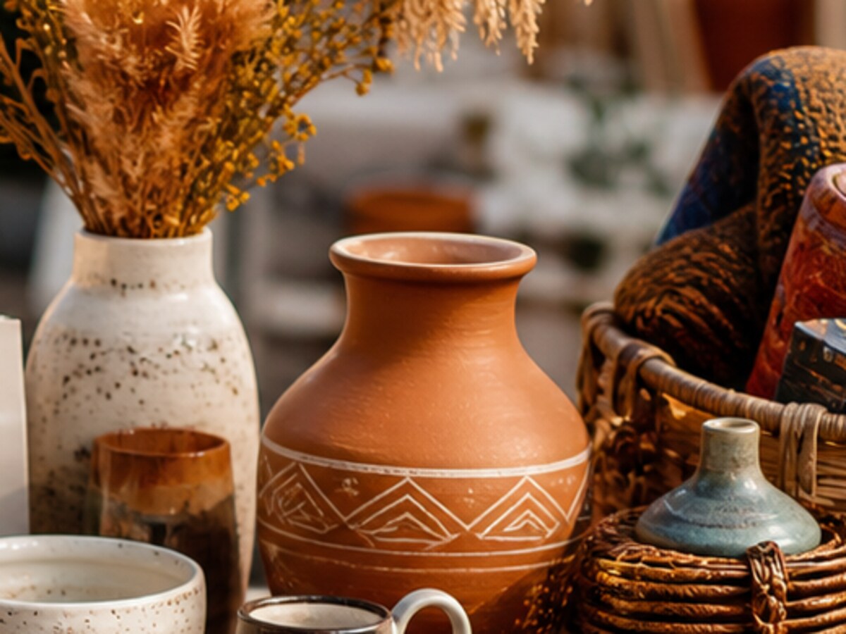 Chinook Speckled Vase styled on a warm Souk market table